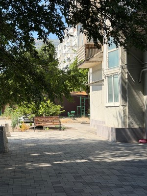 Продам двухкомнатную (2-комн.) квартиру, Шогенцукова пр-кт, 44, Нальчик г