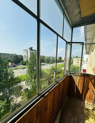 Продам двухкомнатную (2-комн.) квартиру, Ленинградский пр-кт, 103, Нижний Тагил г