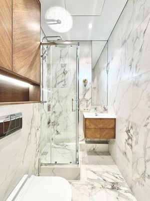 Продам трехкомнатную (3-комн.) квартиру, Винницкая ул, 8к4, Москва г