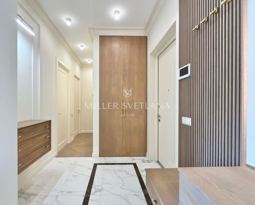 Продам трехкомнатную (3-комн.) квартиру, Винницкая ул, 8к4, Москва г