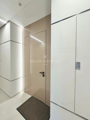 Продам трехкомнатную (3-комн.) квартиру, Винницкая ул, 8к4, Москва г