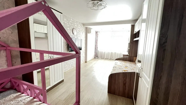 Продам двухкомнатную (2-комн.) квартиру, Воровского (Центральный р-н) ул, 34, Сочи г
