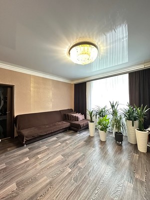 Продам двухкомнатную (2-комн.) квартиру, Горького ул, 24, Октябрьский г