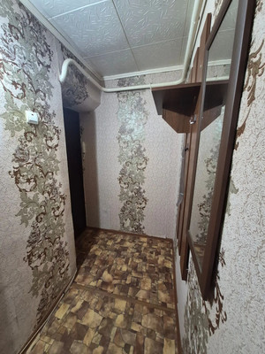 Продам двухкомнатную (2-комн.) квартиру, Калинина ул, 122, Тихорецк г
