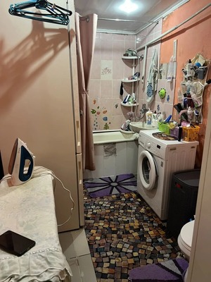 Продам двухкомнатную (2-комн.) квартиру, Гоголя ул, 18, Кропоткин г
