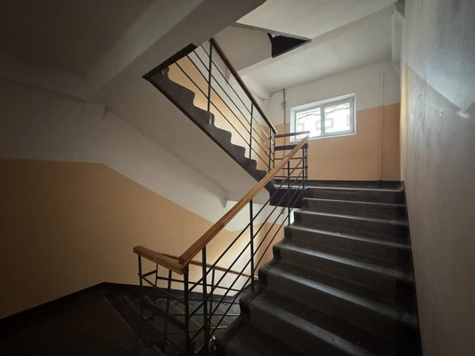Продам однокомнатную (1-комн.) квартиру, Сафиуллина ул, 6к2, Казань г