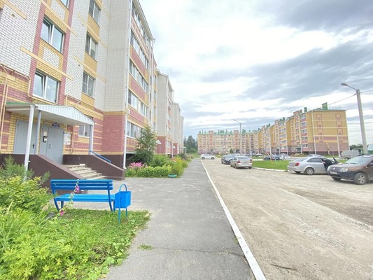 Продам однокомнатную (1-комн.) квартиру, Лесная ул, 13, Руэм п