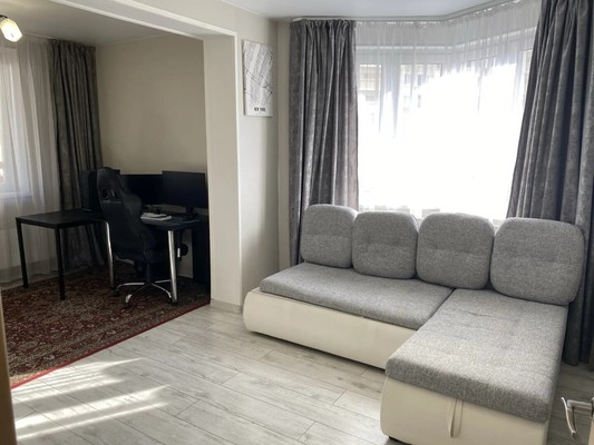 Продам двухкомнатную (2-комн.) квартиру, Вертолётчиков ул, 1, Москва г