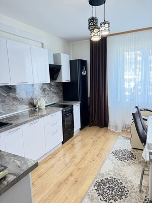 Продам двухкомнатную (2-комн.) квартиру, Советский пр-кт, 12, Сестрорецк г