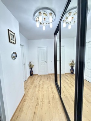 Продам двухкомнатную (2-комн.) квартиру, Советский пр-кт, 12, Сестрорецк г