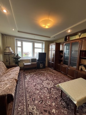 Продам трехкомнатную (3-комн.) квартиру, Кулакова ул, 1, Пенза г
