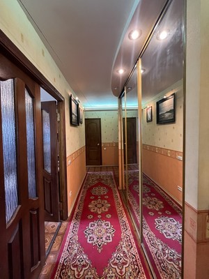 Продам трехкомнатную (3-комн.) квартиру, Кулакова ул, 1, Пенза г
