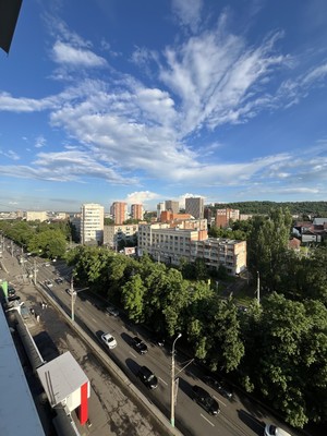 Продам трехкомнатную (3-комн.) квартиру, Кулакова ул, 1, Пенза г