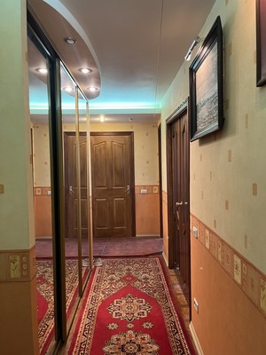 Продам трехкомнатную (3-комн.) квартиру, Кулакова ул, 1, Пенза г