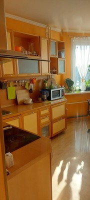Продам трехкомнатную (3-комн.) квартиру, Витте аллея, 4к1, Москва г