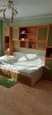 Продам трехкомнатную (3-комн.) квартиру, Витте аллея, 4к1, Москва г