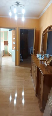 Продам трехкомнатную (3-комн.) квартиру, Витте аллея, 4к1, Москва г