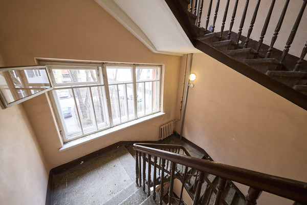 Продам трехкомнатную (3-комн.) квартиру, Красного Текстильщика ул, 9-11А, Санкт-Петербург г