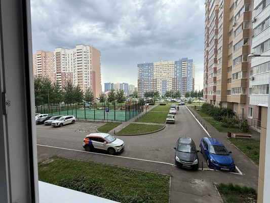 Продам трехкомнатную (3-комн.) квартиру, Нурихана Фаттаха ул, 21/1, Казань г