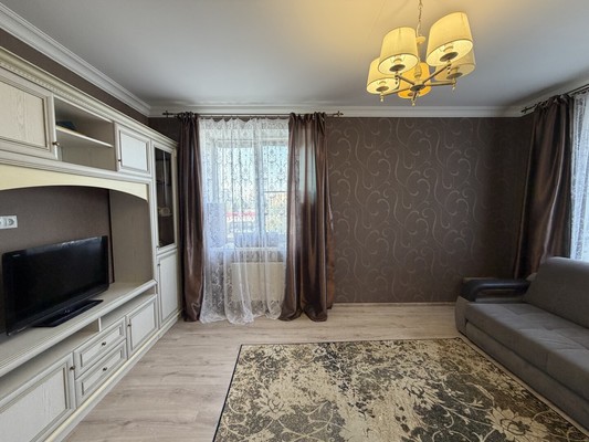 Продам двухкомнатную (2-комн.) квартиру, Шевченко ул, 51, Ханты-Мансийск г