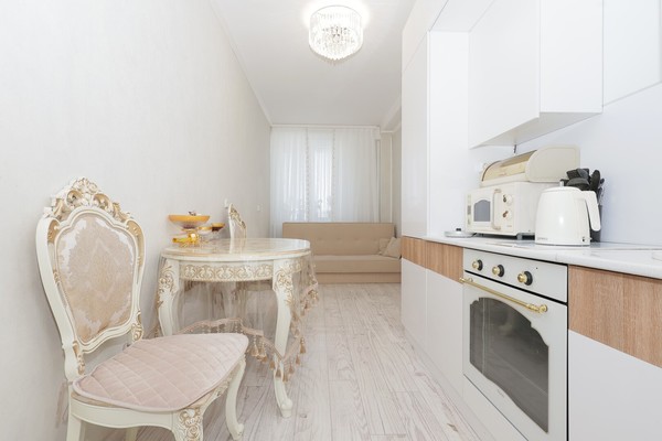 Продам однокомнатную (1-комн.) квартиру, Строителей ул, 100, Ханты-Мансийск г