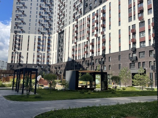 Продам трехкомнатную (3-комн.) квартиру, Лаптева ул, 9, Московский г