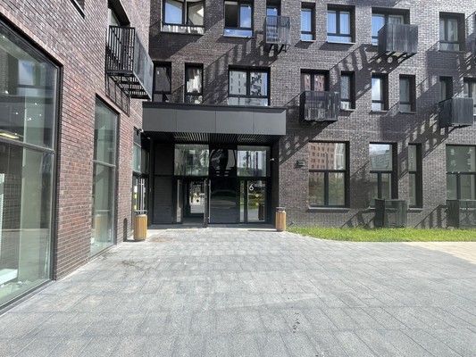 Продам трехкомнатную (3-комн.) квартиру, Лаптева ул, 9, Московский г