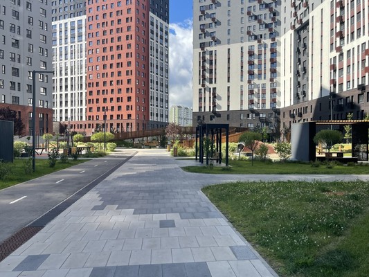 Продам трехкомнатную (3-комн.) квартиру, Лаптева ул, 9, Московский г