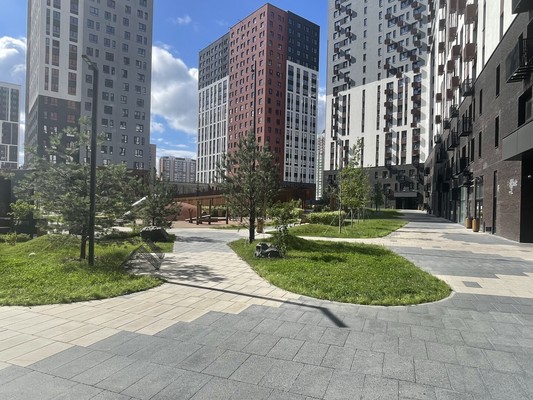 Продам трехкомнатную (3-комн.) квартиру, Лаптева ул, 9, Московский г