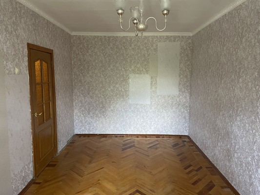 Продам однокомнатную (1-комн.) квартиру, Красная ул, 83, Кропоткин г