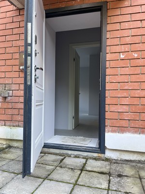 Продам трехкомнатную (3-комн.) квартиру, Берёзовая ул, 5, Красная Пахра с