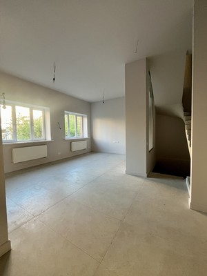 Продам трехкомнатную (3-комн.) квартиру, Берёзовая ул, 5, Красная Пахра с