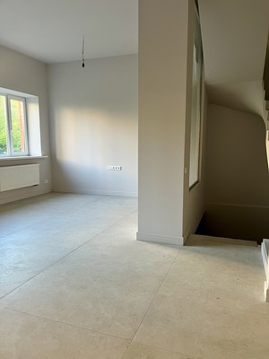 Продам трехкомнатную (3-комн.) квартиру, Берёзовая ул, 5, Красная Пахра с