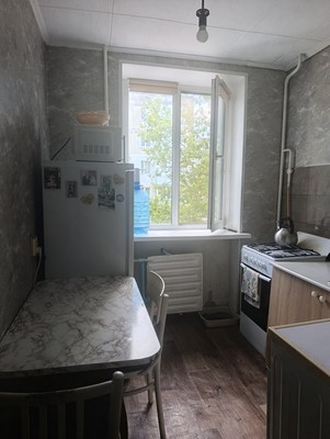 Продам однокомнатную (1-комн.) квартиру, Миллера Ж.А. ул, 54, Симферополь г