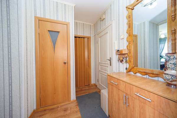 Продам однокомнатную (1-комн.) квартиру, Почтовая ул, 146, Брянск г