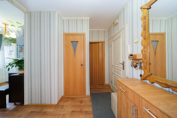 Продам однокомнатную (1-комн.) квартиру, Почтовая ул, 146, Брянск г
