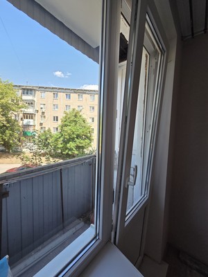 Продам двухкомнатную (2-комн.) квартиру, М.Горького ул, 167, Волгодонск г