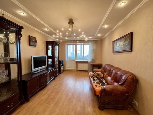 Продам двухкомнатную (2-комн.) квартиру, Дмитровская ул, 26, Базарово д