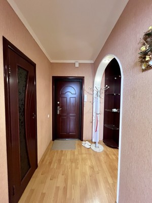 Продам двухкомнатную (2-комн.) квартиру, Дмитровская ул, 26, Базарово д