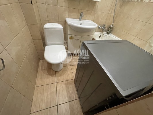 Продам двухкомнатную (2-комн.) квартиру, Хорошёвское ш, 82к9, Москва г