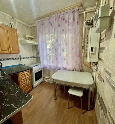 Продам однокомнатную (1-комн.) квартиру, В.Интернационалистов ул, 8, Бирюлинского Зверосовхоза п