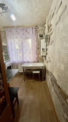 Продам однокомнатную (1-комн.) квартиру, В.Интернационалистов ул, 8, Бирюлинского Зверосовхоза п