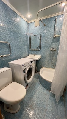 Продам однокомнатную (1-комн.) квартиру, В.Интернационалистов ул, 8, Бирюлинского Зверосовхоза п