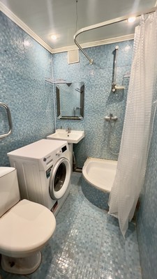 Продам однокомнатную (1-комн.) квартиру, В.Интернационалистов ул, 8, Бирюлинского Зверосовхоза п