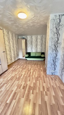 Продам однокомнатную (1-комн.) квартиру, В.Интернационалистов ул, 8, Бирюлинского Зверосовхоза п