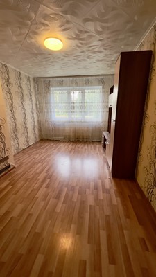 Продам однокомнатную (1-комн.) квартиру, В.Интернационалистов ул, 8, Бирюлинского Зверосовхоза п
