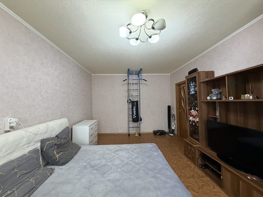 Продам двухкомнатную (2-комн.) квартиру, Московский проезд, 39, Брянск г
