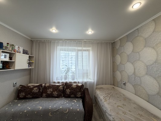 Продам двухкомнатную (2-комн.) квартиру, Московский проезд, 39, Брянск г