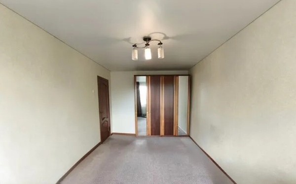 Продам трехкомнатную (3-комн.) квартиру, Багратиона ул, 13, Смоленск г