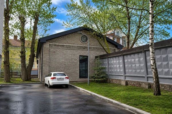Продам коммерческое помещение 285 м2, Шаболовка ул, 26 12, Москва г